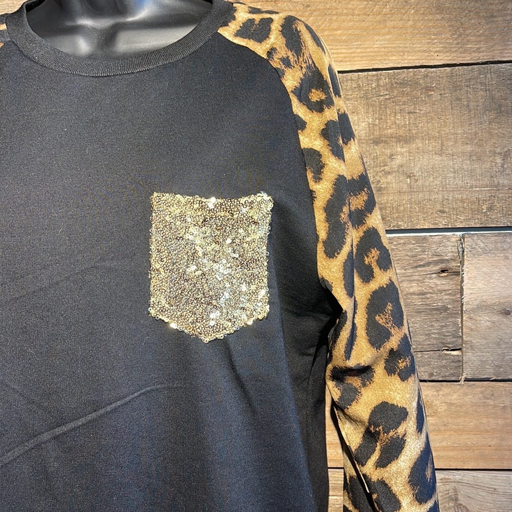 Cheetah Top - Picture 2 of 3